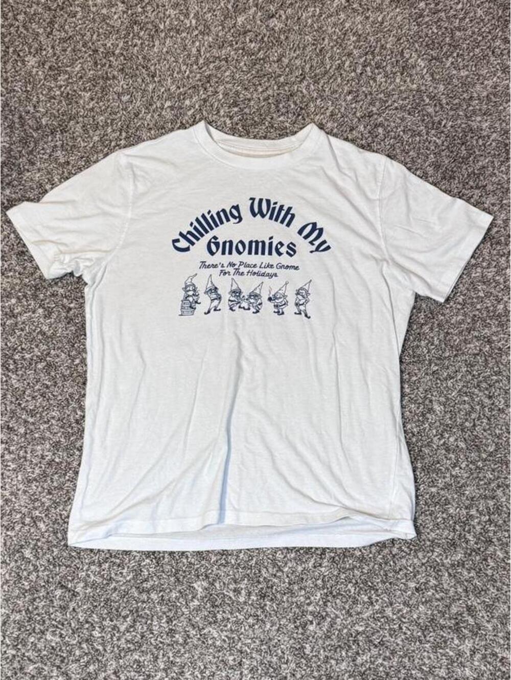 Chilling With My Gnomies Graphic T-Shirt - Size Medium